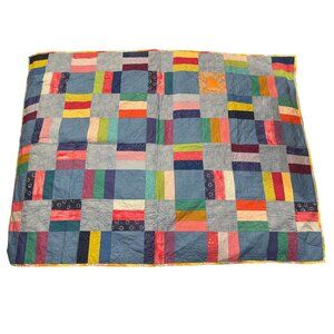 Quilt 2 sided Bright colors & Geometric Pattern Amador Valley Quilters 63x46in